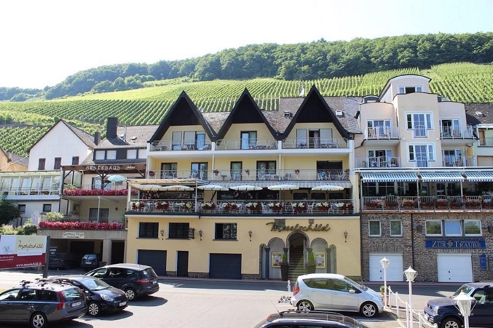 Garni Hotel Moselschild Uerzig Exterior photo